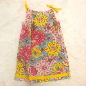 Hanna Andersson Floral Dress. Size 120 (Size 6).
